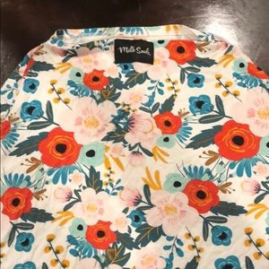 Milk Snob - Nursing cover, car seat cover